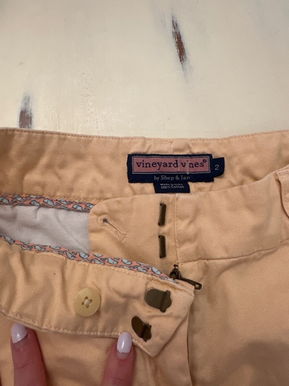 Vineyard Vines Women’s Coral Chino Shorts Size 2 – 4” Inseam Cotton